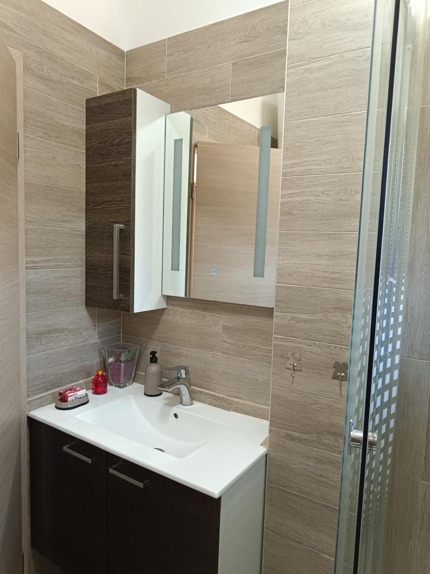 Apartment Nada 罗戈兹尼察 外观 照片