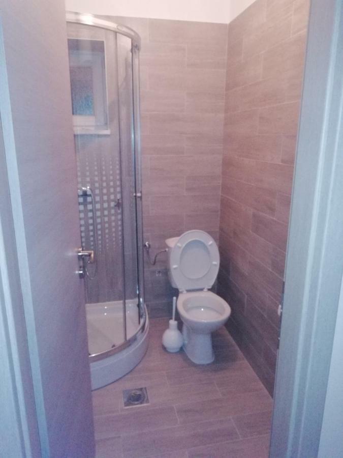 Apartment Nada 罗戈兹尼察 外观 照片